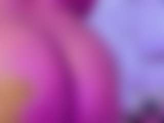 Live cam show with Lilicameron - Grandes Tetas on eurowanks.com