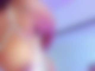 Live cam show with Lilicameron - Oil on googirlz