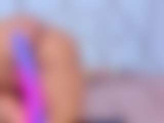 Live cam show with Lilicameron - Thick on StripNow