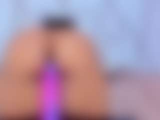 Live cam show with Lilicameron - Colombia on 1on1-livenow
