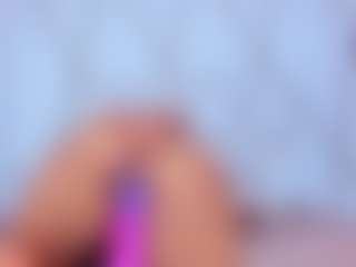 Live cam show with Lilicameron - Grandes Tetas on Streamer API
