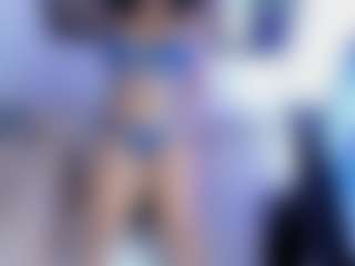 Live cam show with Lilicameron - Thick on liverealitysex.com