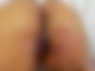 Live cam show with Lilicameron - Ass Clapping on Camsoda