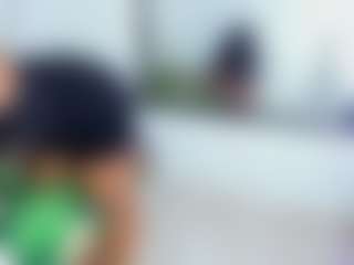 Live cam show with Lilicameron - Ebony on madthumbs | colombia
