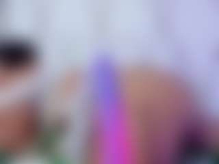 Live cam show with Lilicameron - Black Blowjob on Camsoda