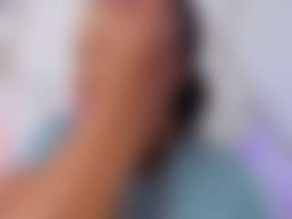 Live cam show with Lilicameron - Ebony on Mixed Magazine Live | colombia