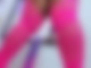 Live cam show with Lilicameron - Big Tits on Camming Site
