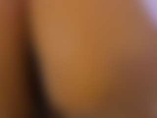 Live cam show with Lilicameron - Black BBW on Soda Cam