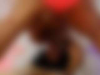 Live cam show with Lilicameron - Colombia Young Adult on Mixed Magazine Live
