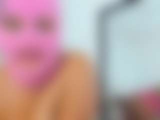 Live cam show with Lilicameron - Colombia Young Adult on Camsoda