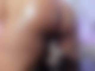 Live cam show with Lilicameron - Ebony Teen (18+) on sexylive.show