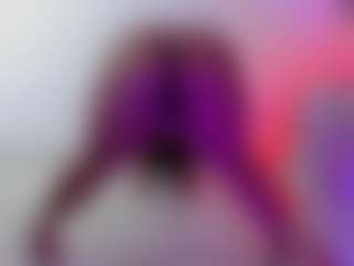 Live cam show with Lilicameron - Grandes Tetas on camwithhim.com