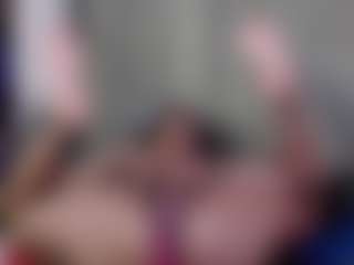 Live cam show with Misrooss - Hairy Pussy on Milfs Live