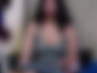 Live cam show with Misrooss - Hairy Pussy on live18s.com