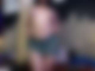 Live cam show with Misrooss - Hairy Pussy on Strip Flash - Live Sex Shows
