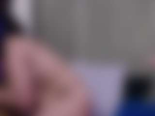 Live cam show with Misrooss - Hairy Pussy Brown Hair on chickslive.net
