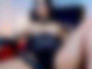 Live cam show with Nicolle-HERNANDEZ - Teen (18+) on Camsoda