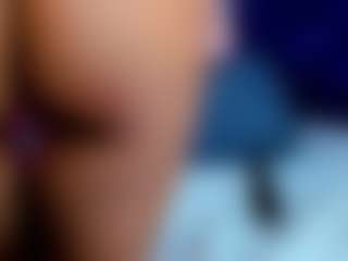 Nicolle-HERNANDEZ's Live Sex Cam Show