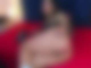 Live cam show with Nicolle-HERNANDEZ - Juguetes on sexylive.show