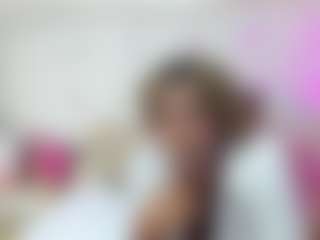 Live cam show with ThaliaWest - Colombia on Dolls Live