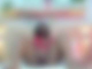 Live cam show with ThaliaWest - Deepthroat on xDating