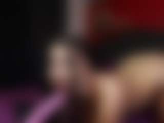 Live cam show with 1rosell - Pov on SinfulBabes