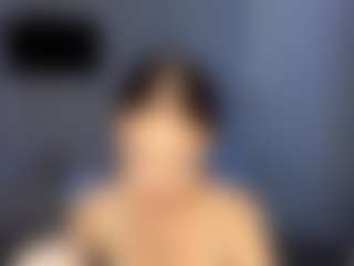 Live cam show with Kate - Petite on Camsoda