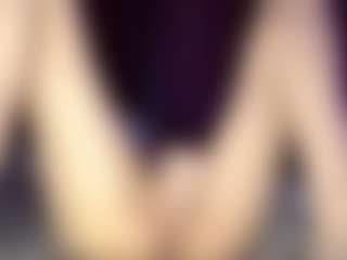 Live cam show with Kate - Blonde Hair on galaxygirlnitro.com