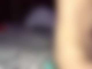 Live cam show with Kate - Skinny on Camsoda