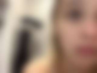 Live cam show with Kate - Blonde Hair on galaxygirlnitro.com
