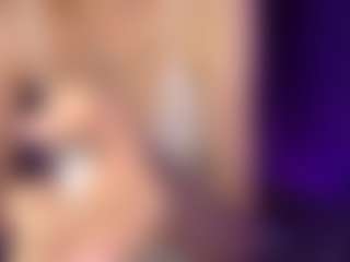 Live cam show with Kate - Normal on CamwithHer