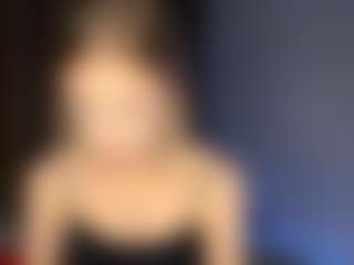 Live cam show with Kate - Horny on fuklive.com