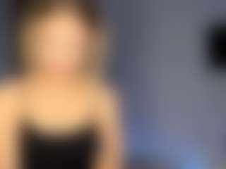 Live cam show with Kate - Petite on alttransgirls