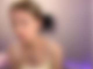 Live cam show with Kate - Thin on Dare Cams