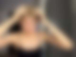 Live cam show with Kate - Foot Fetish on xxxlivecams.org