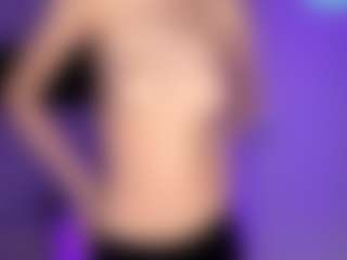 Live cam show with Kate - Skinny on Big Tits
