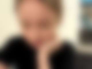 Live cam show with Kate - Twerk on alttransgirls