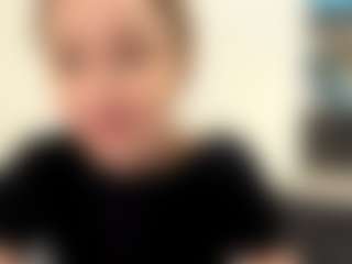 Live cam show with Kate - Fingering on Soda Cam