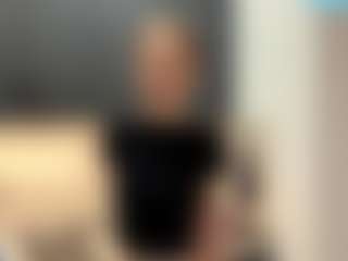 Live cam show with Kate - Dirty Talk on friskycurves.com
