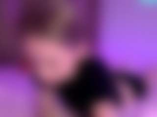 Live cam show with Kate - Blonde Hair College on intimatelivegirls.com