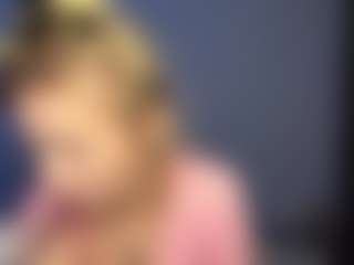 Live cam show with Kate - Genital Piercings on liverealitysex.com