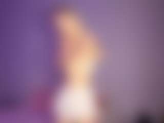 Live cam show with Kate - Cute on Strip Flash - Live Sex Shows