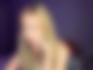 Live cam show with Kate - Genital Piercings on CamClone