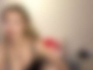 Live cam show with Kate - Blue Eyes on PervPlay.com