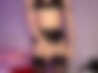 Live cam show with Kate - College Teen (18+) on friskycurves.com
