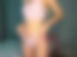 Live cam show with Kate - Genital Piercings on Camsoda
