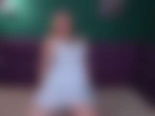 Live cam show with AvaSunshine - Blue Eyes on livesuperchat.net