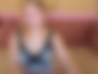 Live cam show with AvaSunshine - Athletic on TeamSkeetLive