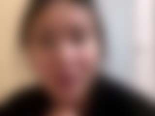 Live cam show with Mila - Blowjob on AdultVida.com