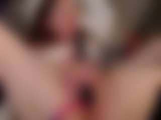 Live cam show with blesssyou - Green Eyes on SpunkLive